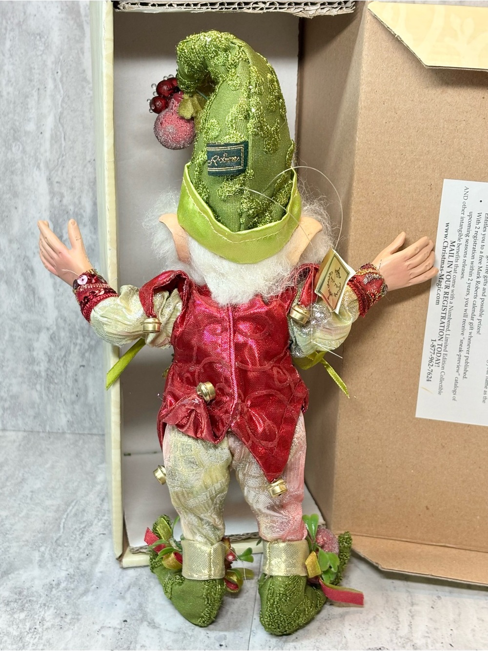Mark Roberts Raspberry Treat Elf Small 12" RARE - Picture 4 of 6